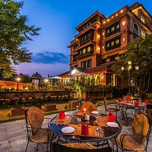 4* Hotel Heritage